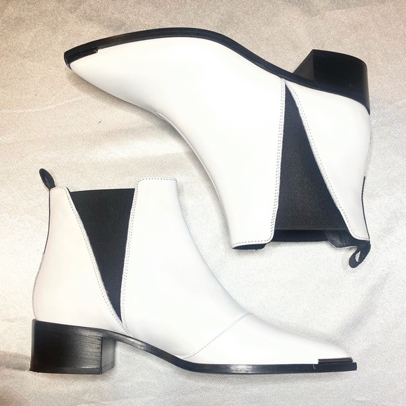 SOLD Acne Studios “Jensen” Chelsea Boots - Picture 6 of 10